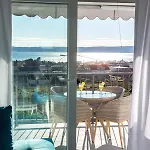 Sea Vista *